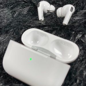 NEW! AirPods PRO with Wireless Charging Case.